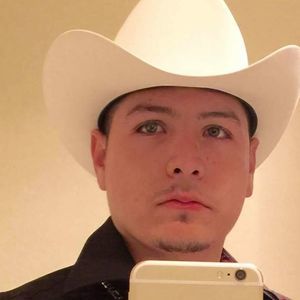 Meet your Posher, Alberto